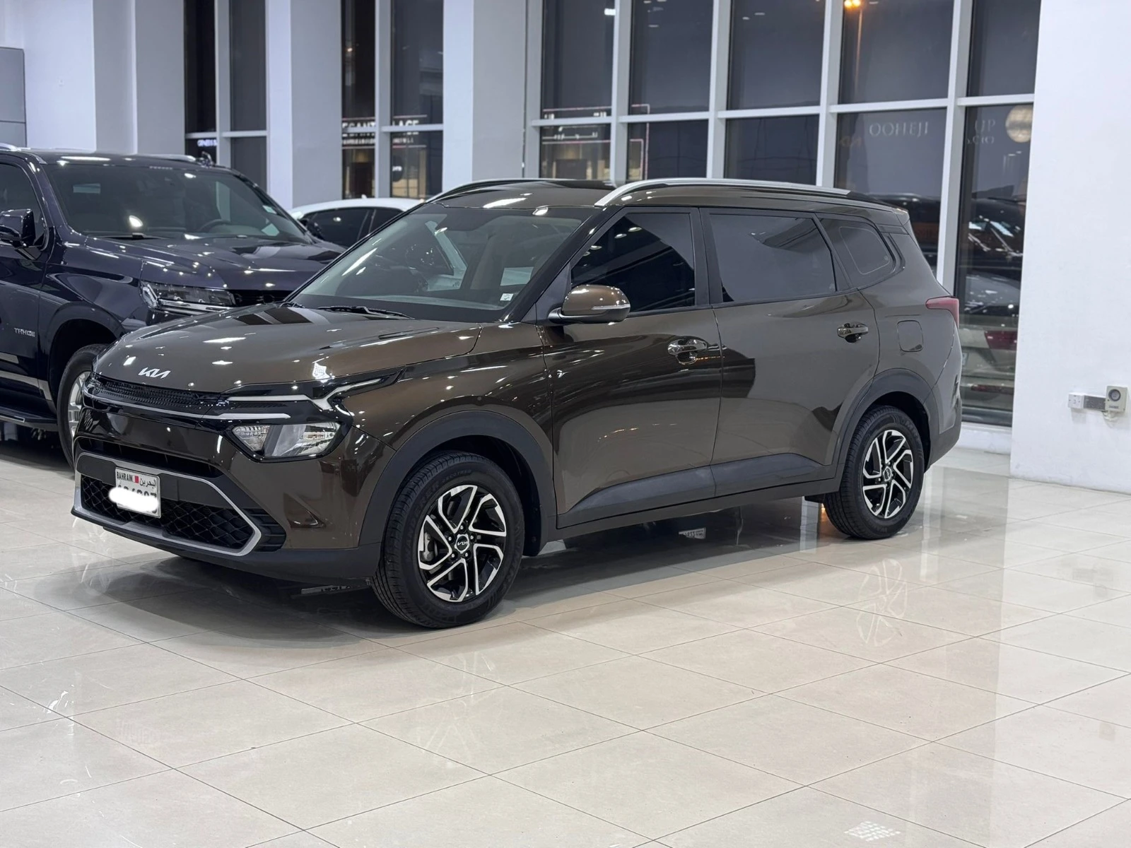 Kia Carens 2023 (Brown)