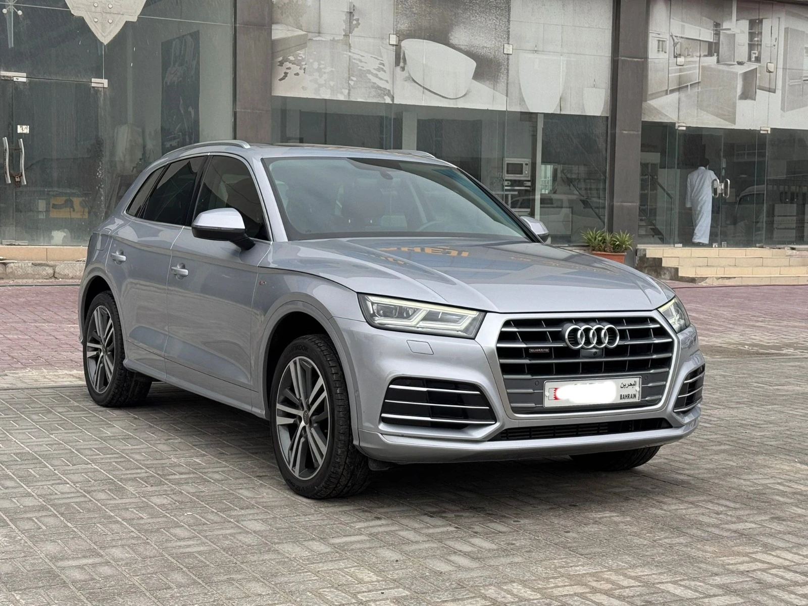 Audi Q5 / 2019 (Silver)