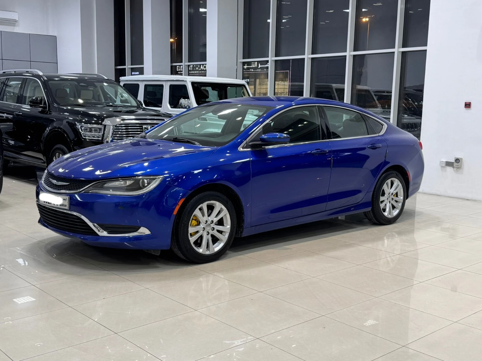 Chrysler 200  2017 (Blue)