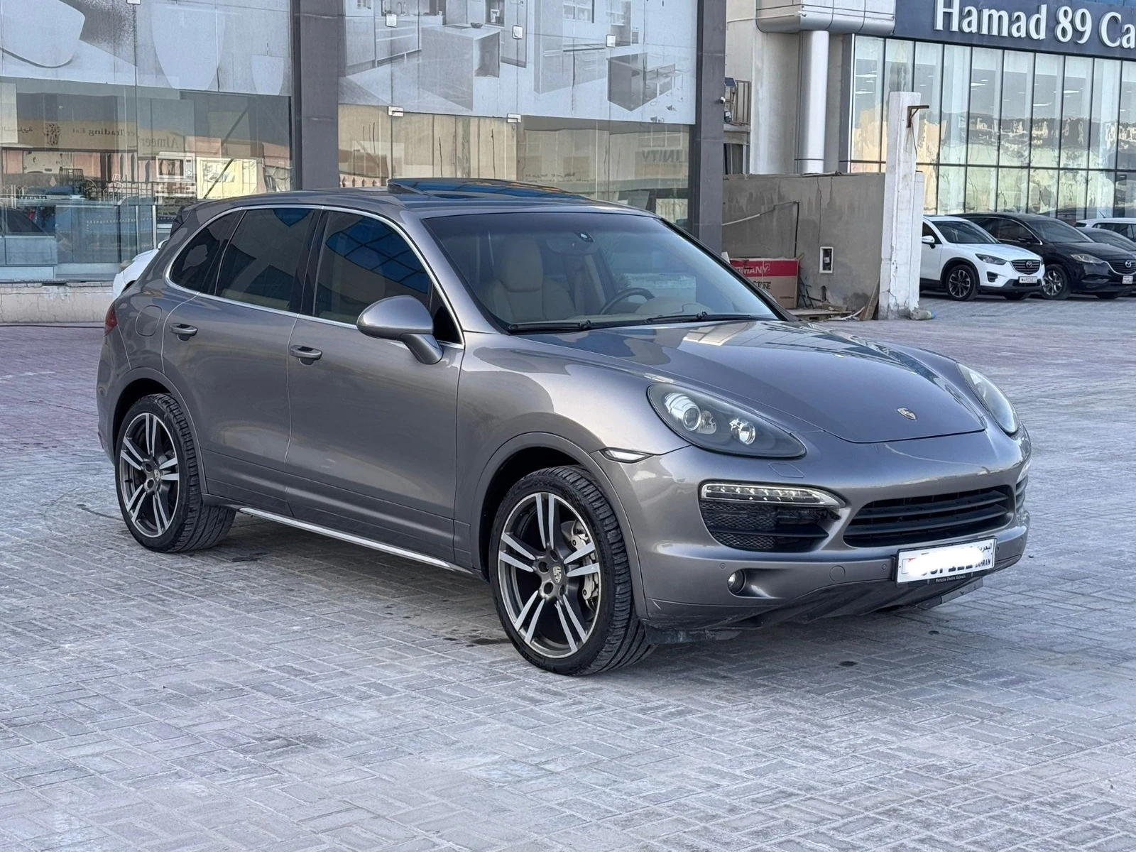 Porsche Cayenne S 2012 (Grey)