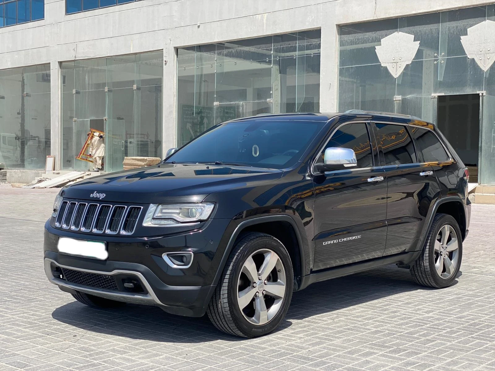 Jeep Grand Cherokee LTD 2015 (Black)