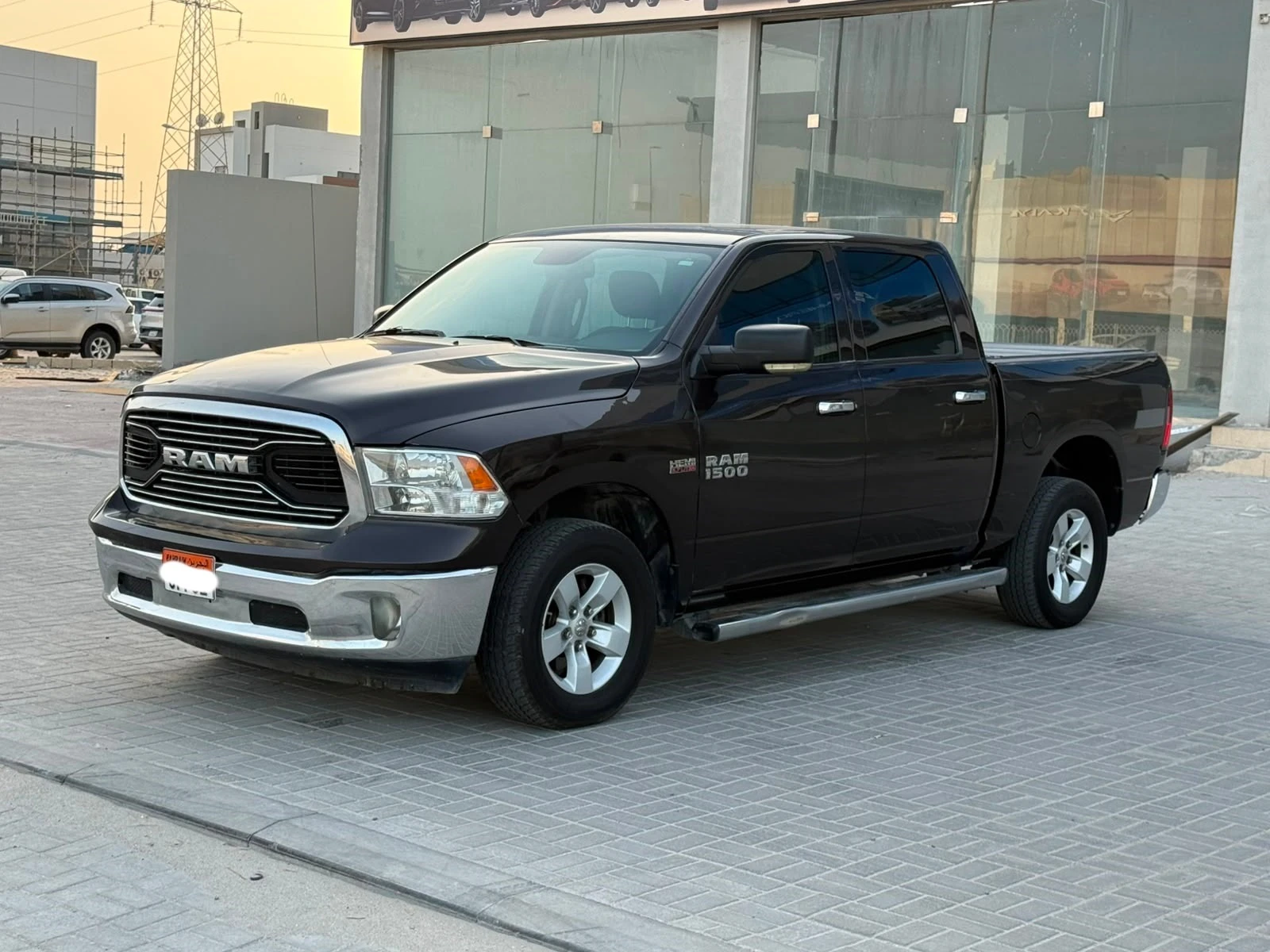 Dodge Ram SLT 2016 (Brown)
