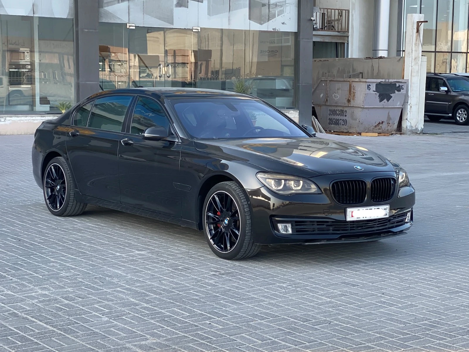 BMW 750Li 2013 (Black)