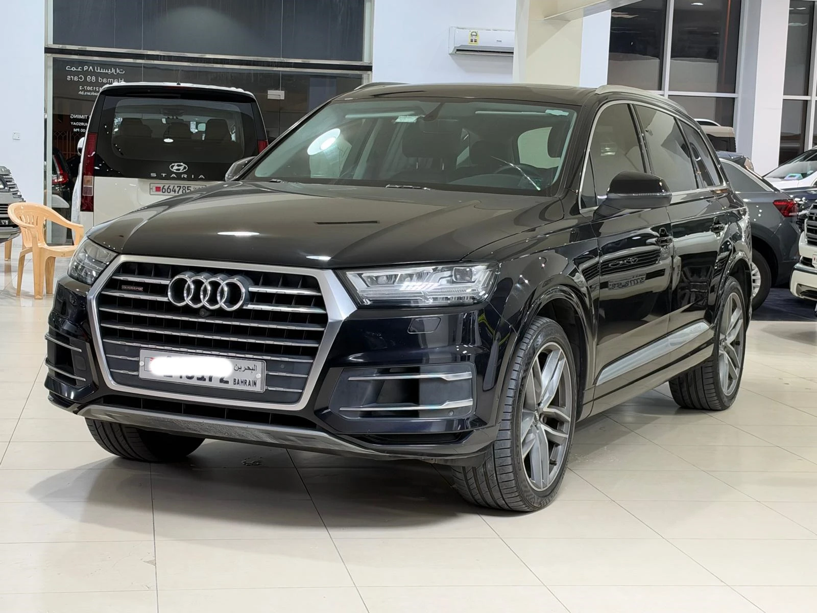 Audi Q7 / 2019 (Black)