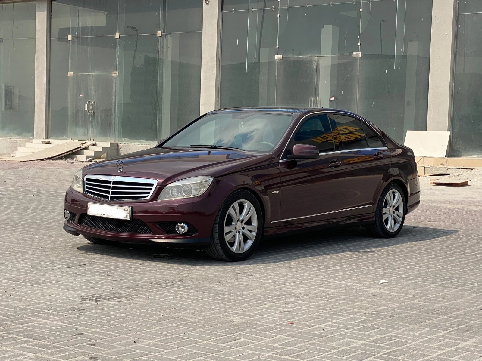 Mercedes Benz C-200 / 2009 (Maroon)