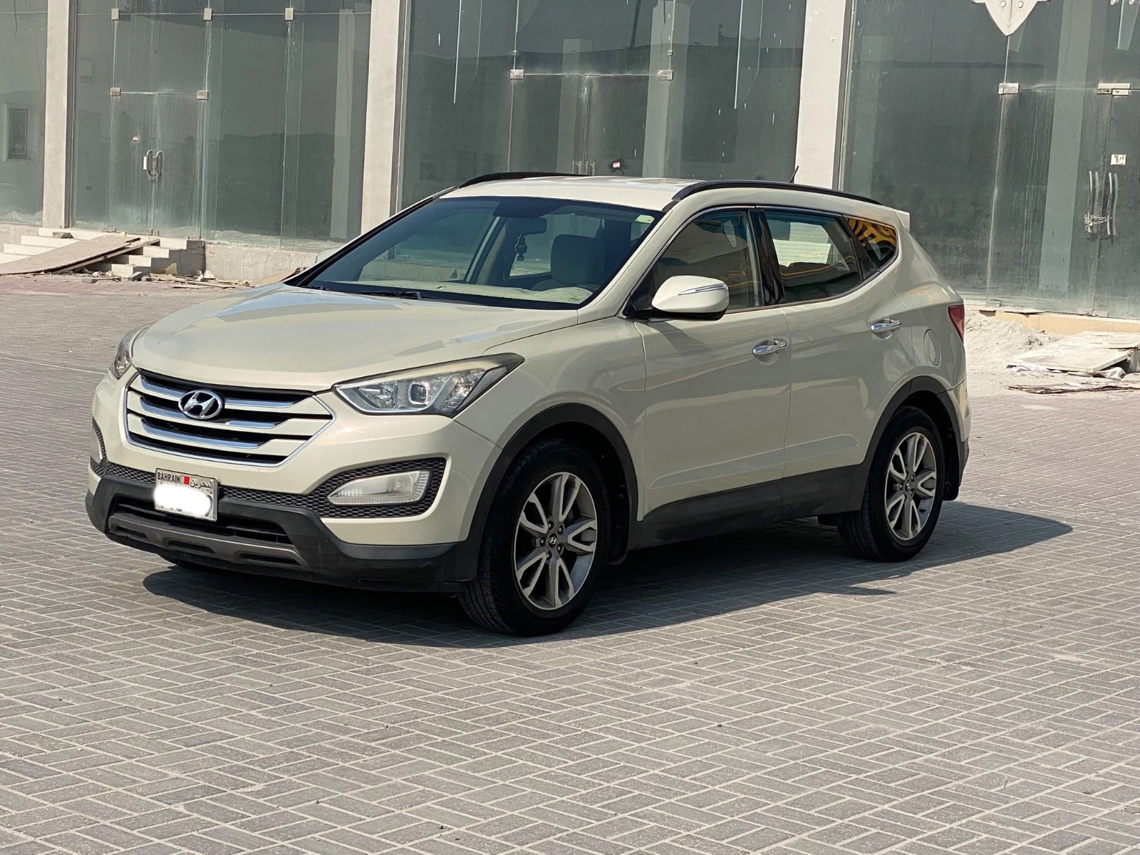 Hyundai Santafe 2014 (Beige)