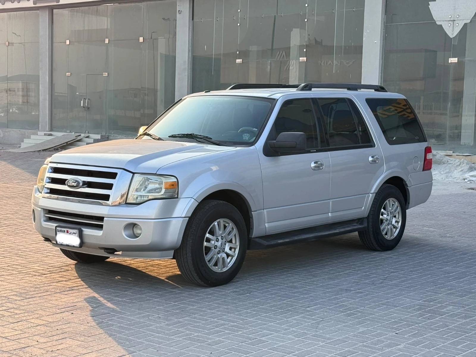 Ford Expedition 2013 (Silver)