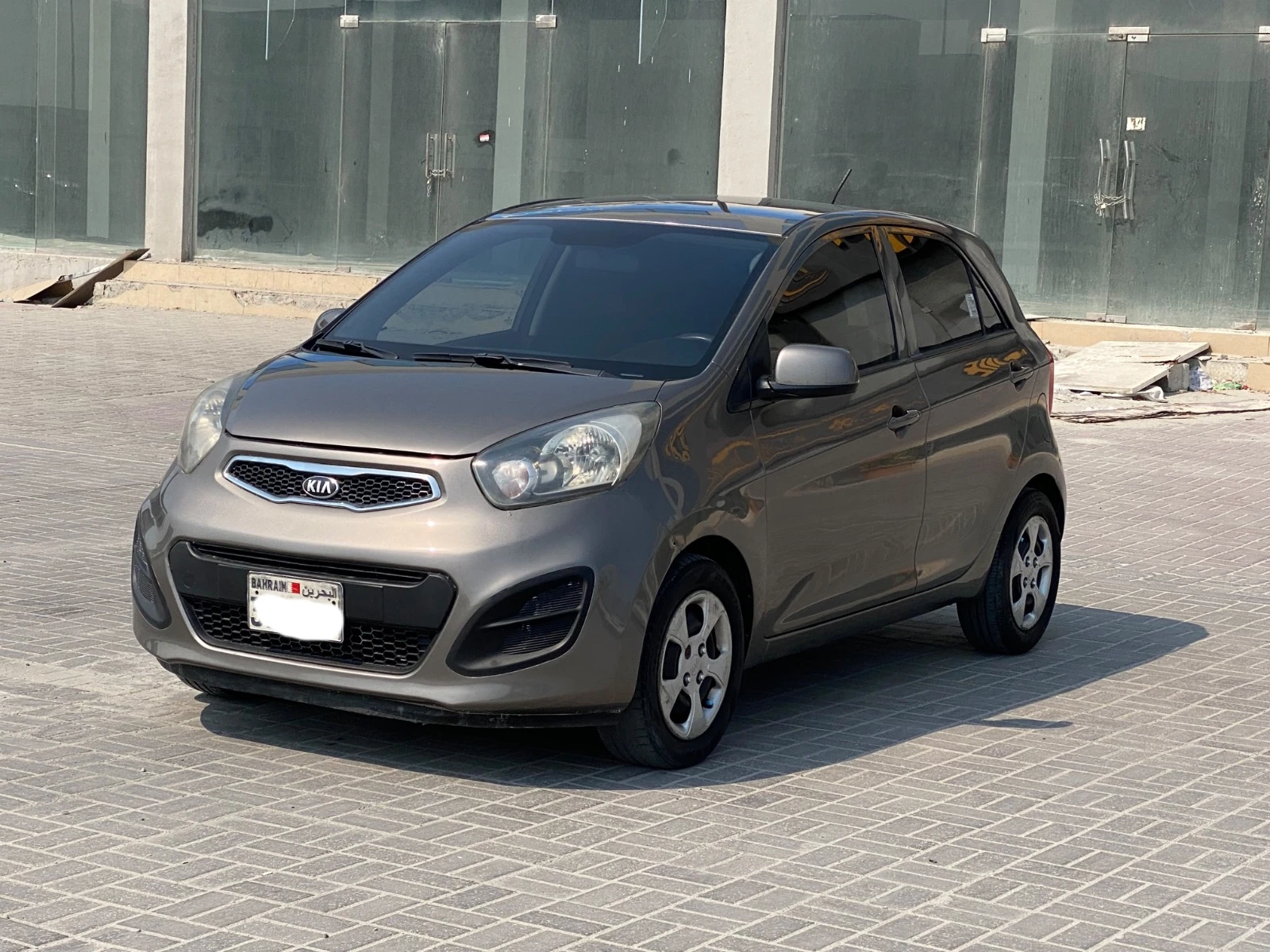 Kia Picanto  / 2014 (Grey)