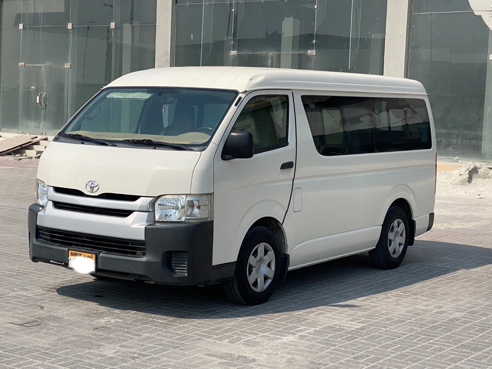 Toyota Hiace   / 2016 (White)