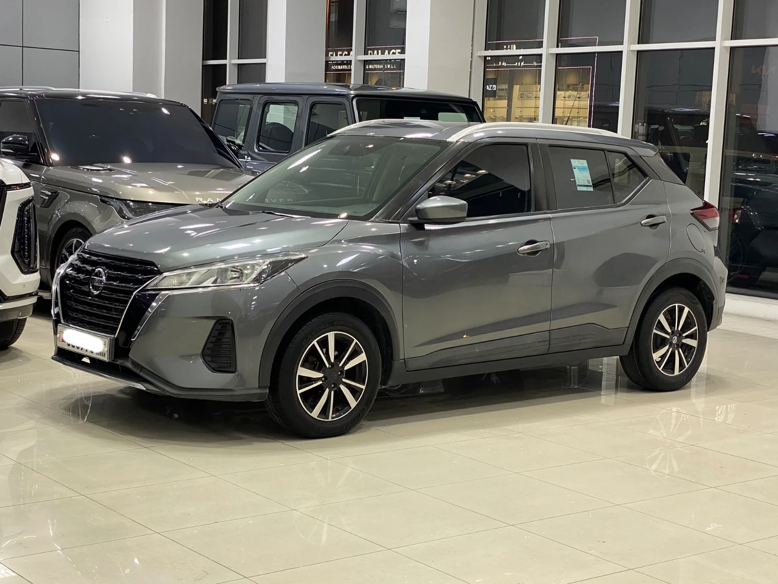 Nissan Kicks 2021 (Grey)