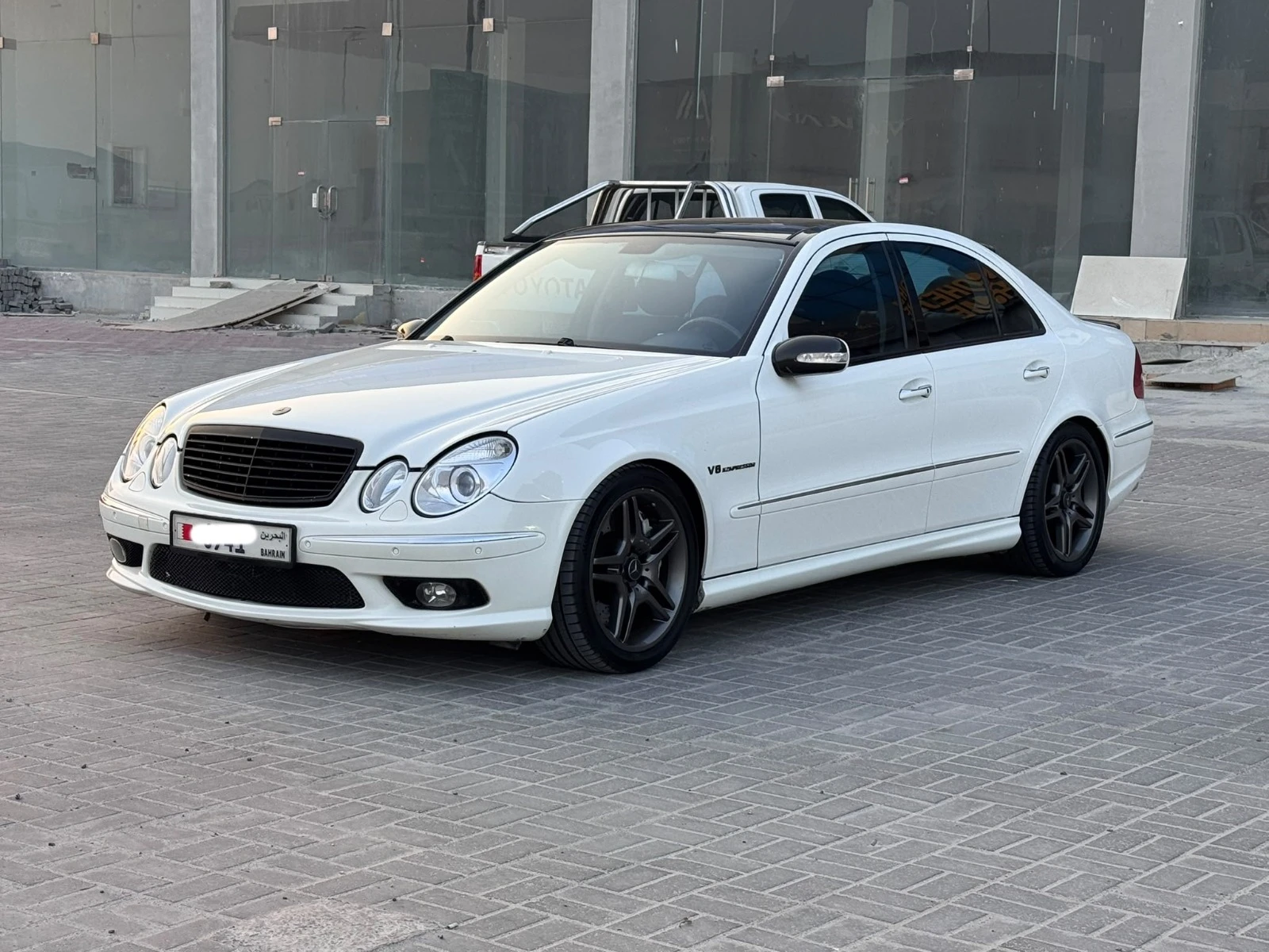 Mercedes Benz E-55 / 2005 (White)